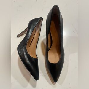 Halston Heritage Terri fine leather classic high heel shoes size 9